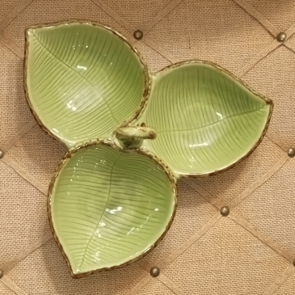 Vintage POTTERY BARN - TROPICAL LEAF Ceramic Three (3) Section Dip Server Bowl - Picture 1 of 11